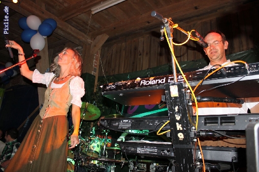 http://joy-livemusic.de/pixlie/cache/vs_2011-09-25%20Oktoberfest%20Neida_joy_007.jpg